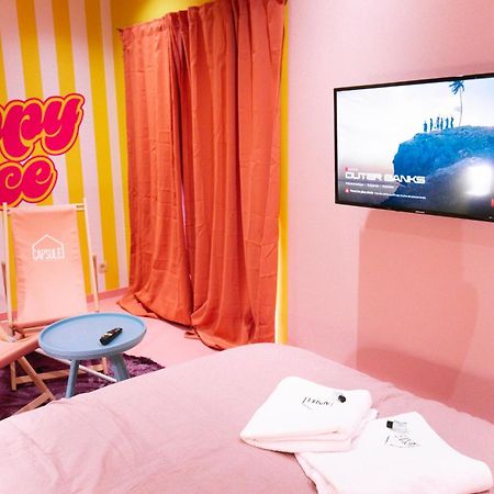 Capsule Girl Power Spa - Balneo - Sauna - Karaoke - Billard - 2 Chambres Charleroi Exteriör bild