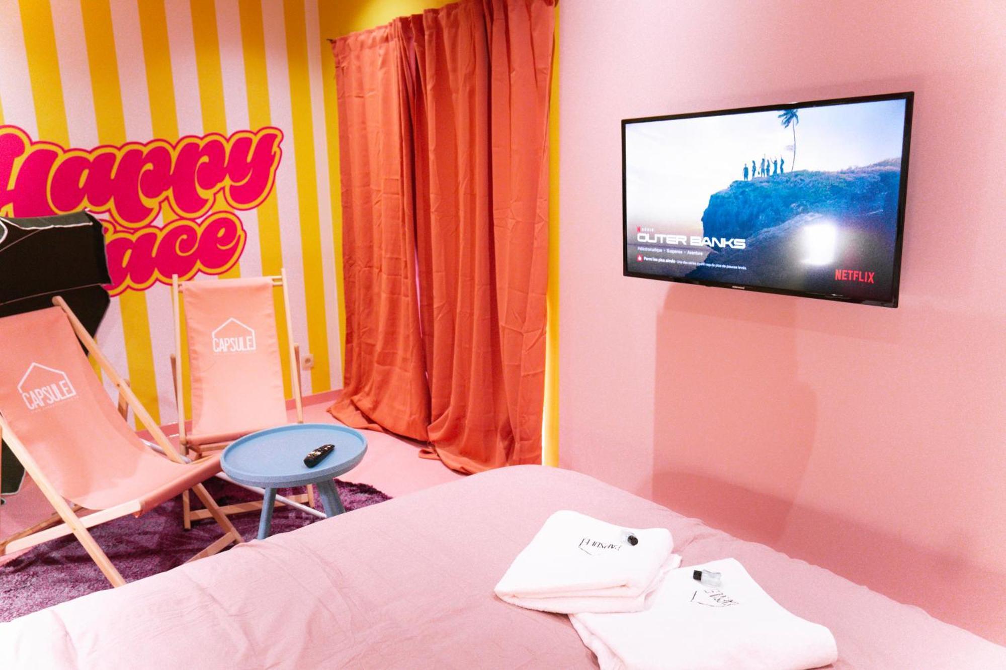Capsule Girl Power Spa - Balneo - Sauna - Karaoke - Billard - 2 Chambres Charleroi Exteriör bild
