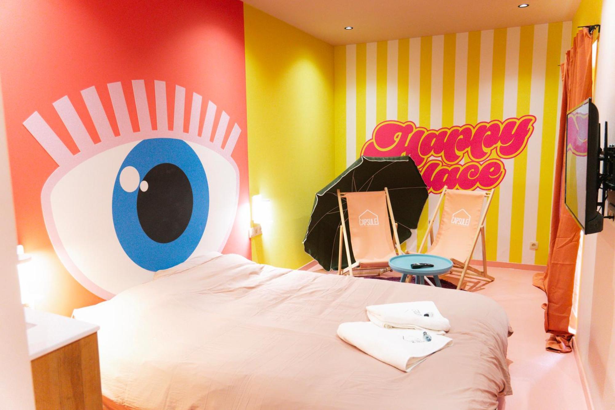 Capsule Girl Power Spa - Balneo - Sauna - Karaoke - Billard - 2 Chambres Charleroi Exteriör bild